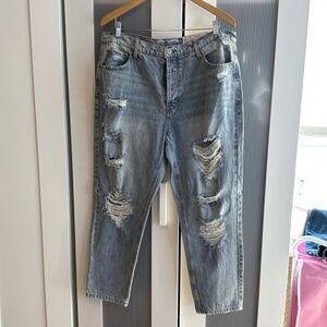 NWT Arizona high rise boyfriend jeans